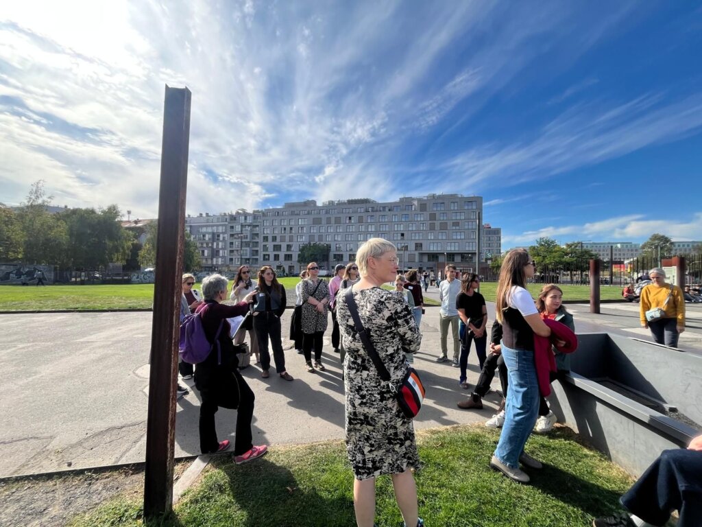 BlueMissionBANOS2030 partners on a guided tour at the Berlin Wall Memorial